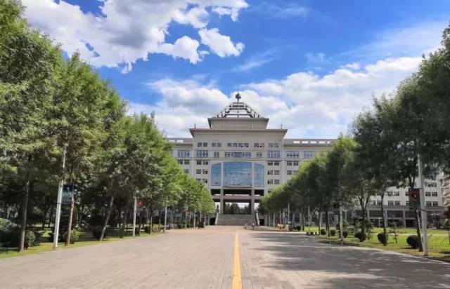 新生导读第三弹||我们一起从宿舍到教室