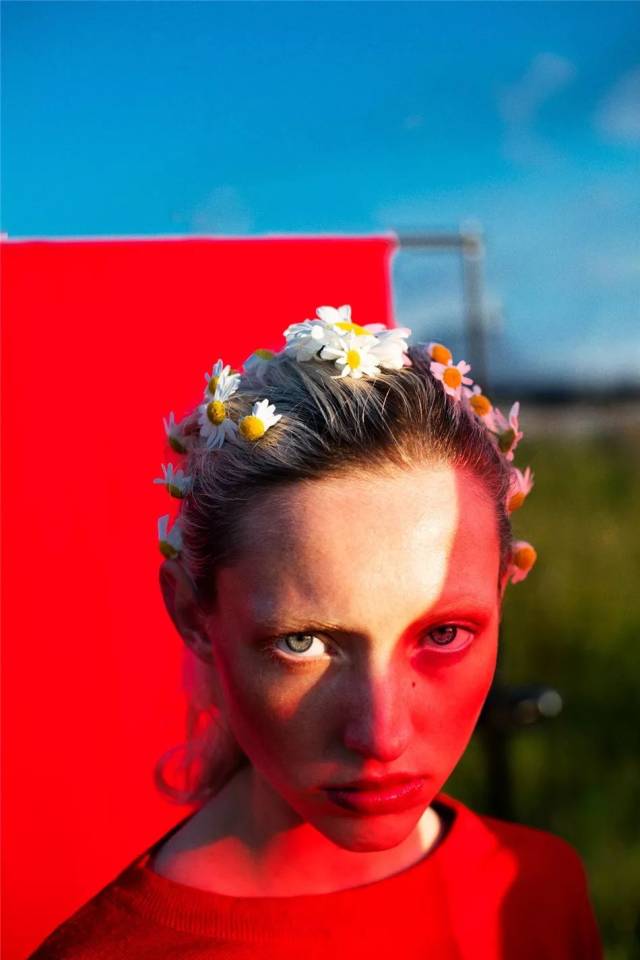 色即是空,空即是色