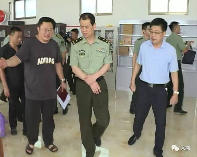 北部战区陆军副政委薛凝冰到大店镇检查督导扶贫工作