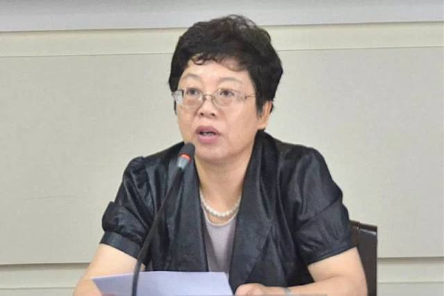 大连市商务局召开全局系统警示教育大会