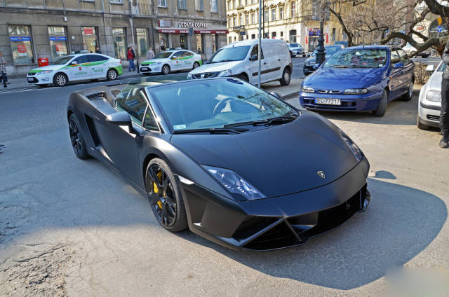 哑光黑兰博基尼gallardo lp560-4 spyder