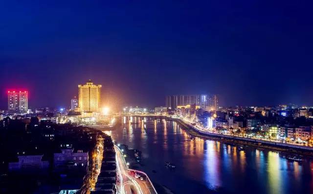 信宜玉都风情 ▲信宜城区夜景