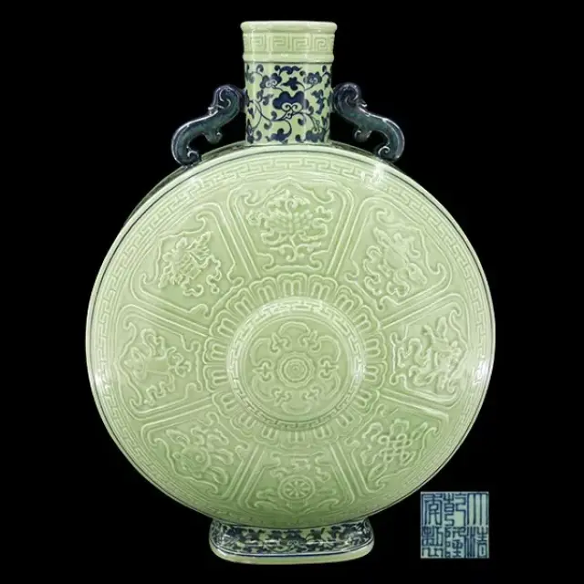 送料無用中国陶瓷◆「 清◆ 天青釉 皮球花抱月瓶◆ 」極細工 唐物 中国美術 文房 古玩 清