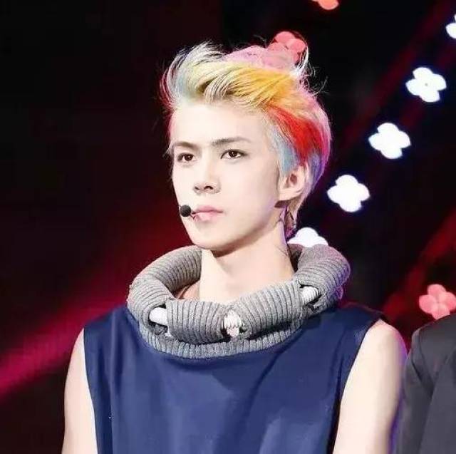 那些高颜值明星换上彩色头发能hold住?准备好接受美颜暴击了吗?