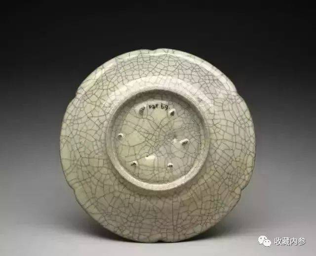 难得一见:大英博物馆藏宋代官窑,哥窑瓷器(高清大图)