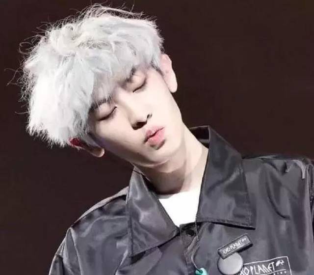 那些高颜值明星换上彩色头发能hold住?准备好接受美颜暴击了吗?