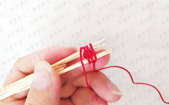 樱桃红绳耳环编织图文教程