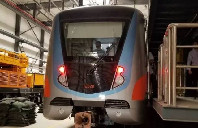 【哏段子】——天津:五号线要开通!然后有人做了个地铁游戏.