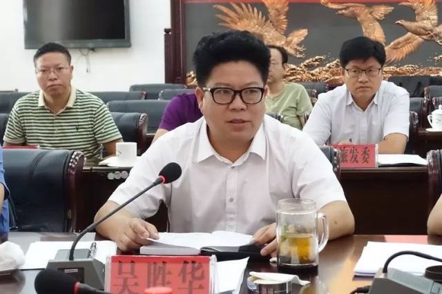 副院长李金祥率专家组一行先后到我州惠水县,平塘县,都匀市实地考察