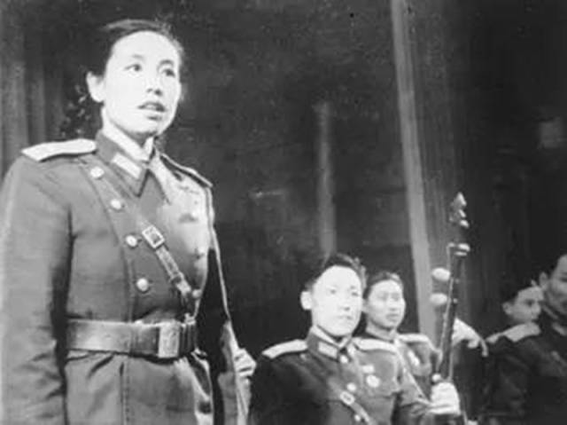 烽烟滚滚唱英雄你听过英雄赞歌但你知道原唱是谁吗