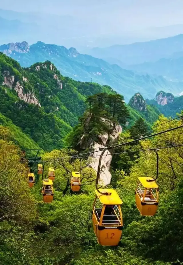 尧山索道(资料图片)  尧山索道相当平稳,风景一级棒!