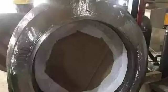 为节约氩气,可采用局部充氩的方法.局部充氩可采用水溶性纸法.