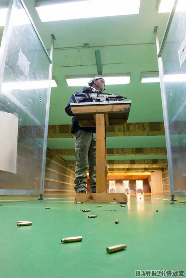 视频解读:黑克勒-科赫g36k a4步枪首次展示射击