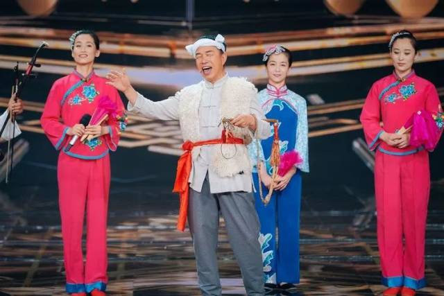 中国民俗歌唱家石占明老师携带弟子上央视