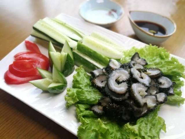 脆嫩又有韧劲的海参刺身火候是关键