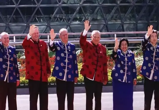 2001年,2001年的中国,1965年_大山谷图库