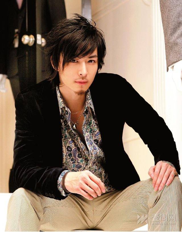 铠甲勇士激斗传黑犀登场