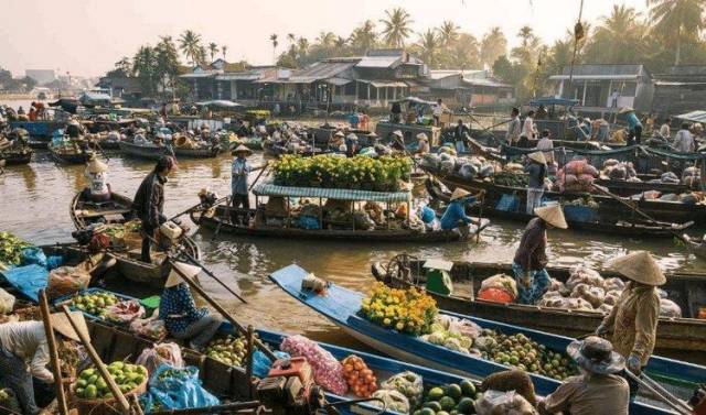 越南凯兰水上市场