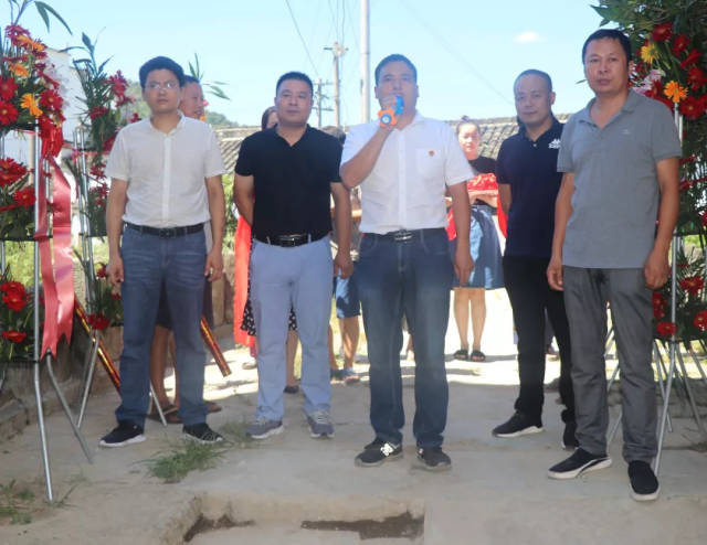 望山生活——婺源巡检司一期今天正式开业,镇长罗进军等出席仪式