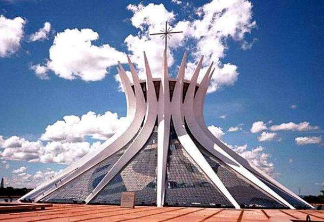 圣巴西利亚大教堂线描图片