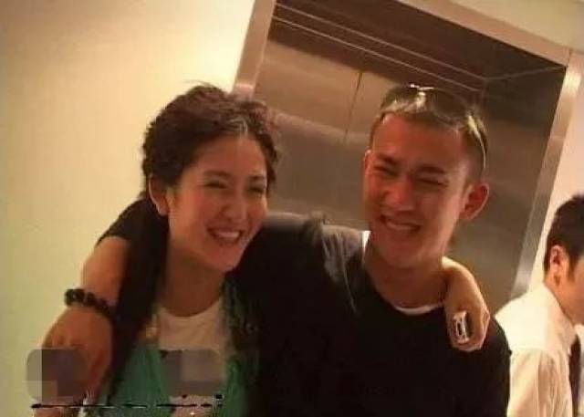 劈腿阿娇,跟谢娜恋爱,还跟胡可刘芸有一腿!原来