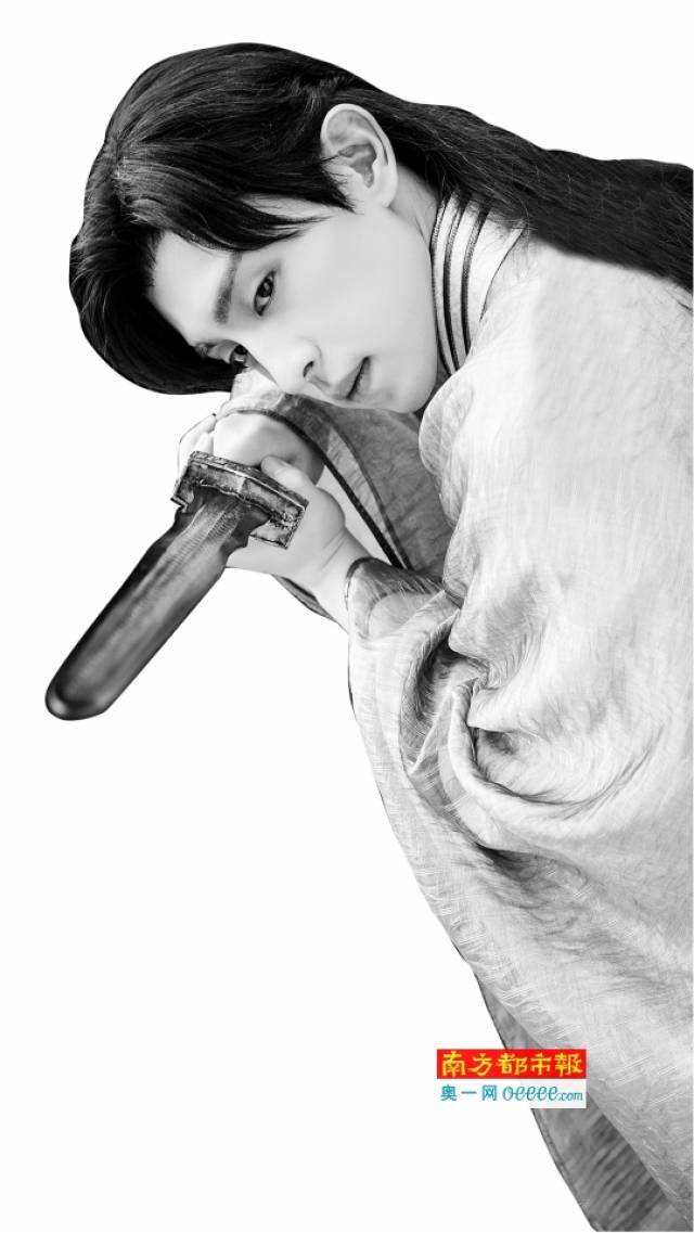 杨紫为邓伦演的旭凤画了一幅肖像.