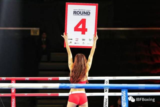 举牌的女模叫宝贝,举牌的男模叫什么?