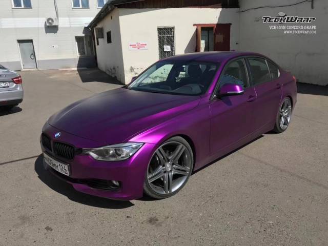 宝马3系汽车改色亚面绸缎金属紫贴膜效果展示 独一无二的vch403n