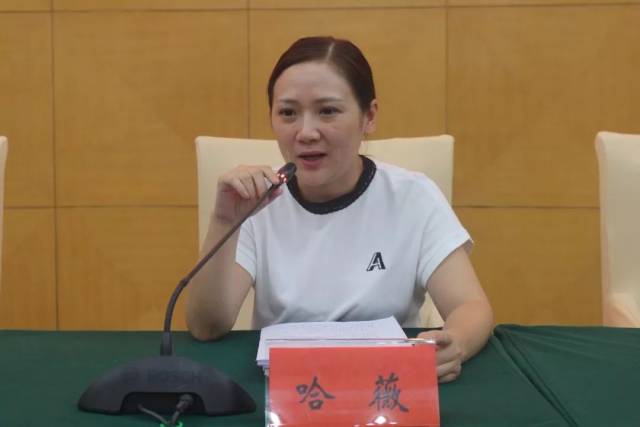 者欢迎会在区行政中心a216会议室召开,达川区人民政府副区长杜成英,区