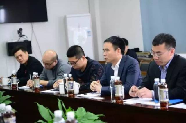 光通,以及项氏家族成员项秉雪,项炳和,项炳庆,项海燕等均分布"青山系"