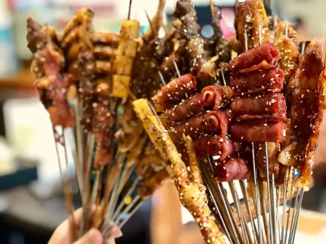 保定骨灰级吃货私藏的一家烧烤神店,1年卖出361000串!