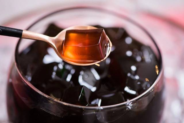 风靡魔都的黑砖奶茶,牛魔王2.0升级版强势来袭