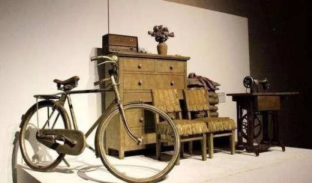 房子,车子,红木--21世纪大户人家的三大件