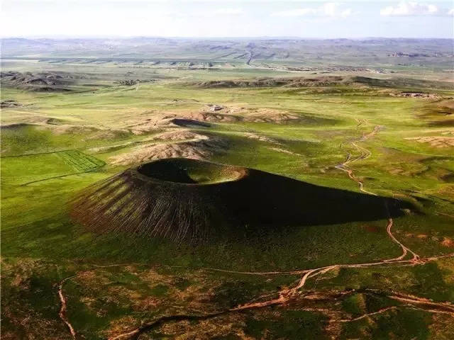 【热点关注】关于封闭内蒙古乌兰察布察右后旗乌兰哈达火山地质公园的