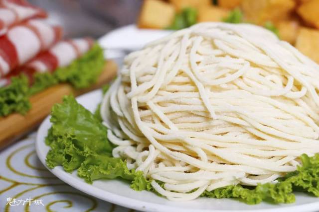 邢台桥西某店,能让火锅飞起来.