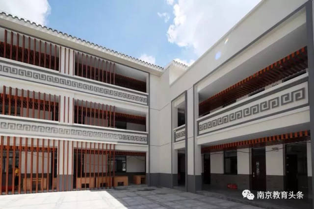 秦淮外小启用风景区里的新校舍,师资力量又加强了!