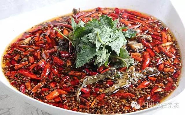 十道川味麻辣河鲜|粉蒸,酸菜,浇汁!大厨教你用多种方式烹河鲜