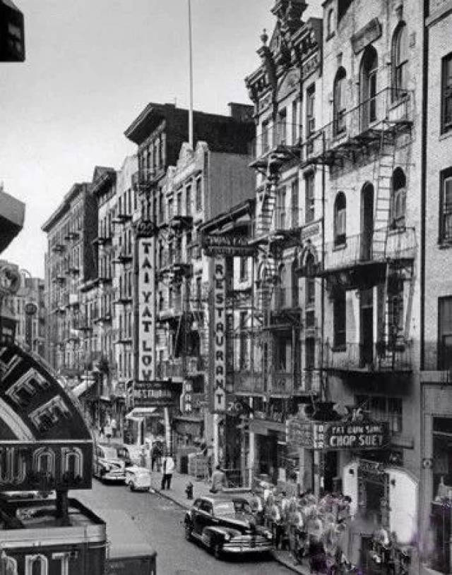 图为1951年,美国旧金山唐人街.