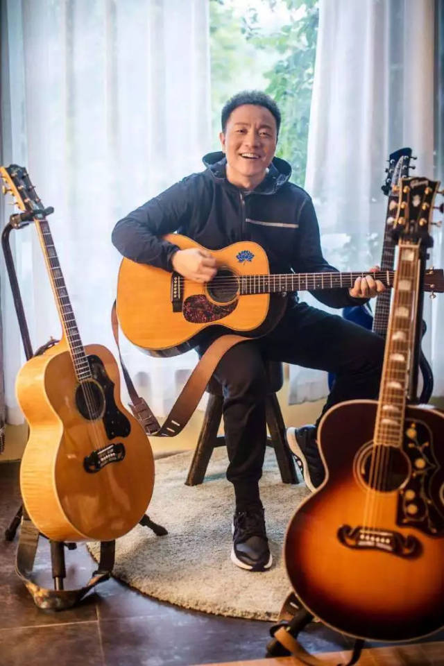 许巍新歌《我的爱》全网发布,你的爱,为谁等待?_手机搜狐网