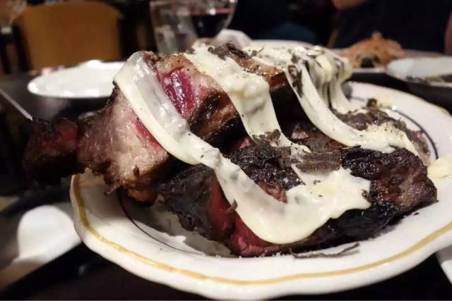 招牌菜 t bone steak