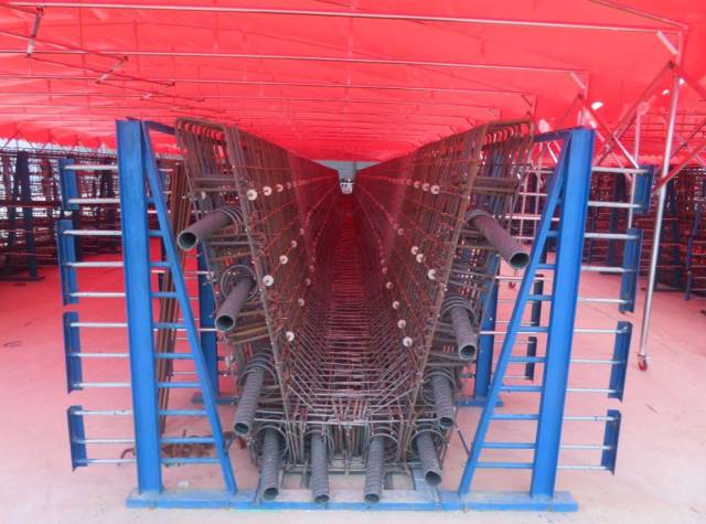 1腹板钢筋及波纹管定位胎架tj3标梁板预制微创微改成果这条高速公路