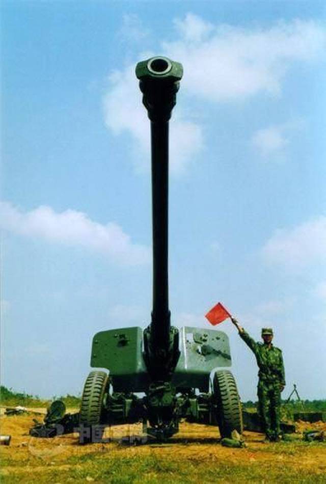 中国203毫米加农炮图片