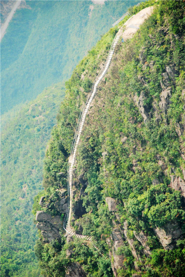 就在清远_金子山