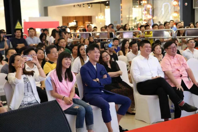 摩天轮作为票务战略合作伙伴  上周六联合喜聚现场在合生汇举行发布