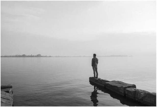 心理学四个背影谁最孤独测出他是否会偷偷想你