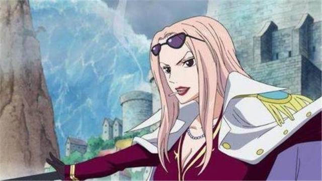 海贼王中最强的五位大将替补,最后1位称呼路飞爷爷为"小卡普"