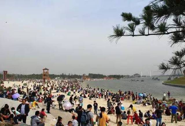 00左右抵达开封西湖白沙滩游览(1小时),后客人可