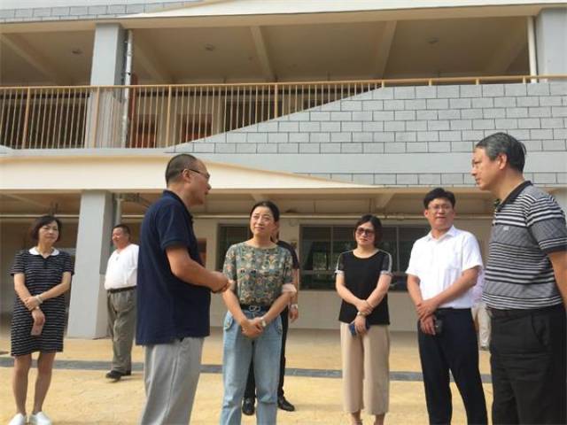 杨伟主任一行莅临合肥市习友小学繁华校区指导工作