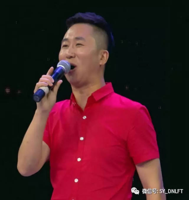 演员李晓明图片