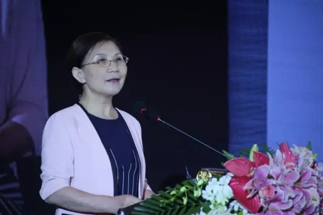 中共汉中市委常委,副市长谢京帅主持会议